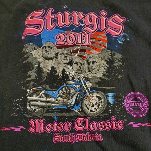 👸👕🏍 Sturgis Tshirt & Harley Davidson set - Picture 2 of 16
